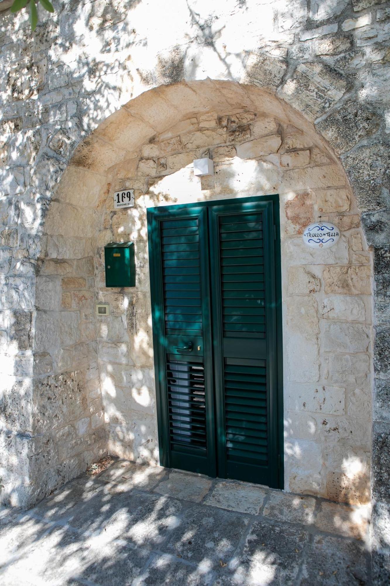 Angolo Di Puglia Локоротондо Екстериор снимка